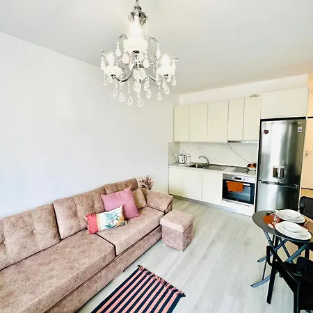 Three Above Sea Apartment Golem (Tirana)