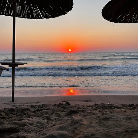 Apartment Three Above Sea *