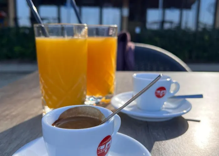 Three Above Sea Апартаменты