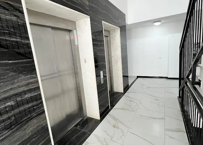 Apartman Three Above Sea *