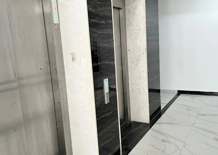 Apartman Three Above Sea Golem